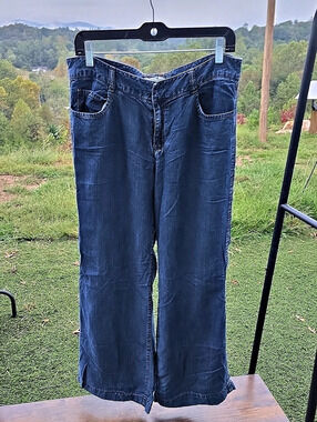 CAbi Wide Leg 100% Tencel Jeans in Blue Size 10,  SUPER SOFT